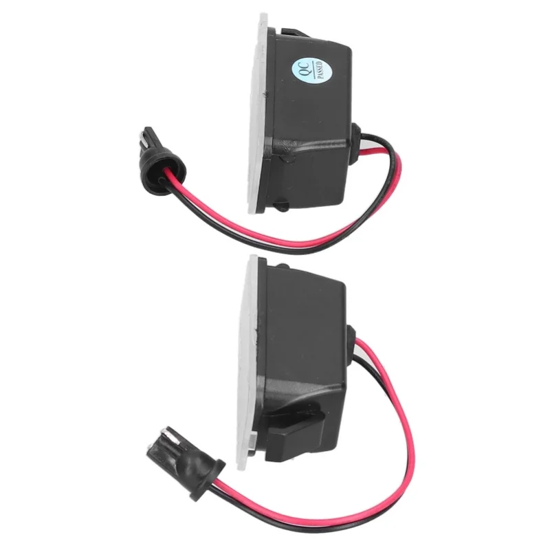 Paire de feux de plaque d'immatriculation de voiture LED 12V 3W, Plug And Play en plastique adapté pour Ford Focus MK2 DA3 5D 2006 – 2010
