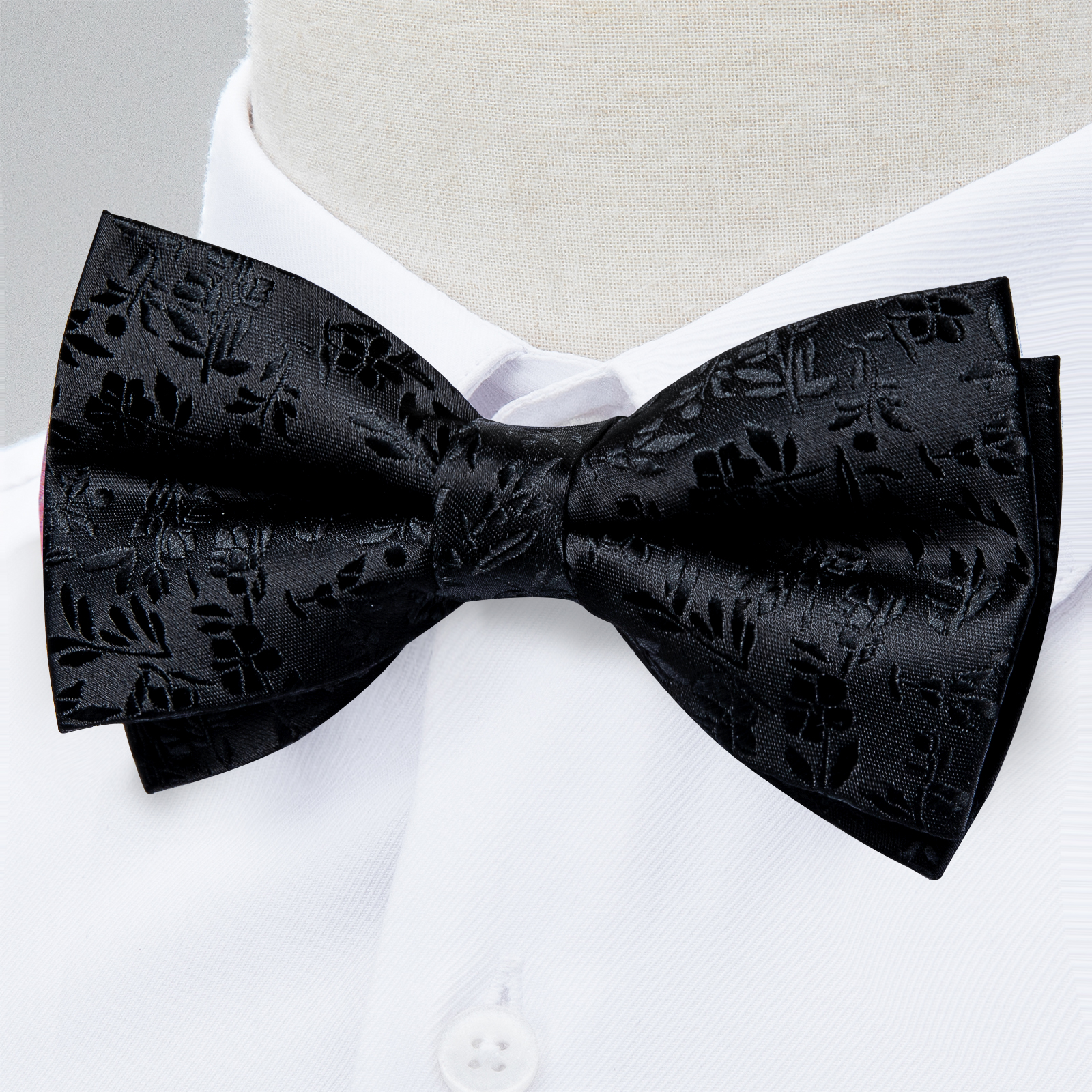 Pajaritas clásicas negras para hombre, pajaritas de seda 100%, conjunto de gemelos cuadrados con bolsillo de mariposa, traje de Paisley dorado, pajarita preatada DiBanGu