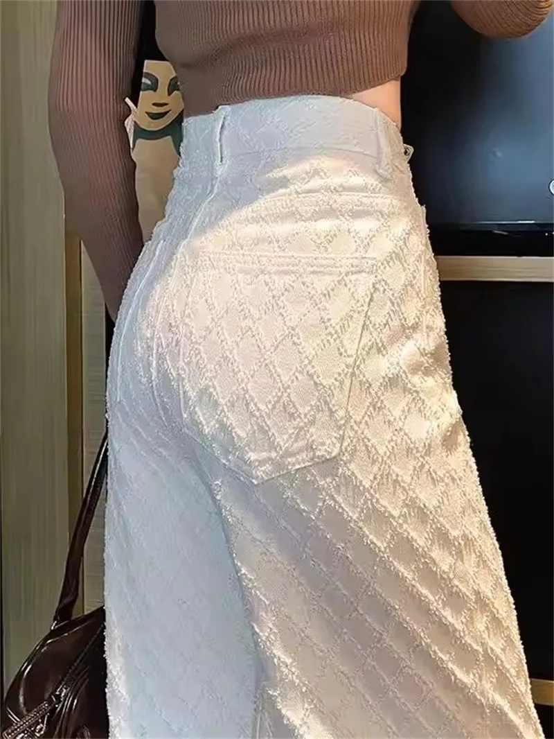Pantalones vaqueros blancos de pierna ancha para mujer, pantalón informal de primavera, nuevo bordado, cintura alta, holgados, adelgazantes, rectos hasta el suelo, 2025