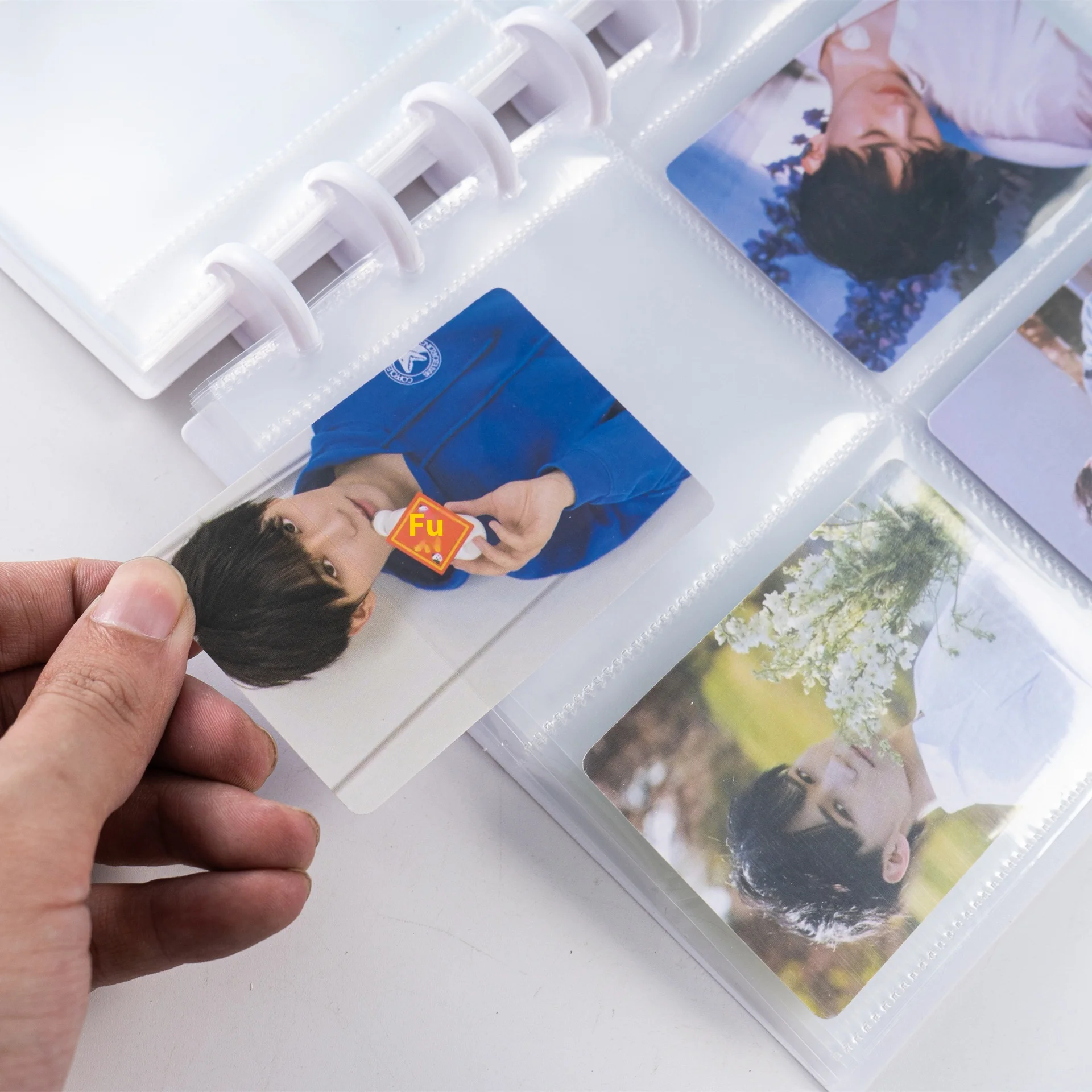 버섯 구멍 카드 컬렉션 북, 단색 삽입, 느슨한 잎 앨범, 사진 엽서 보관 및 분류, 4 패널, 3 인치