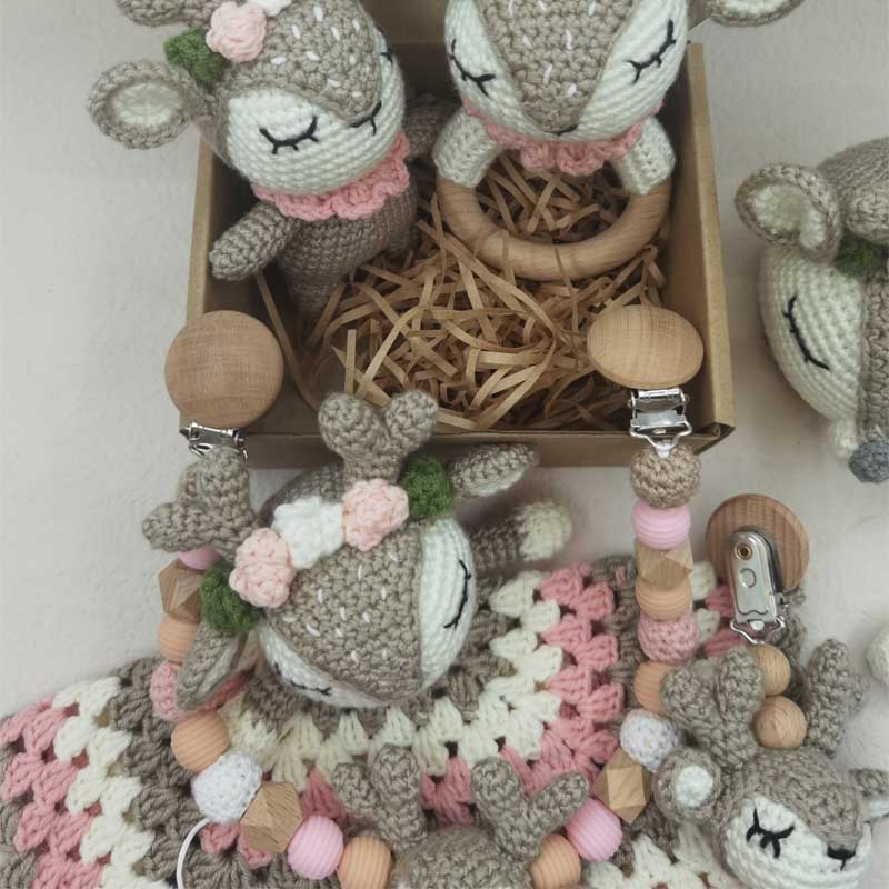 Newborn Mobile Gym Educational Ring Teething Toy Baby Cotton Baby Wooden Ring Rattle Crochet Wool Toy Customize Pacifier Chain