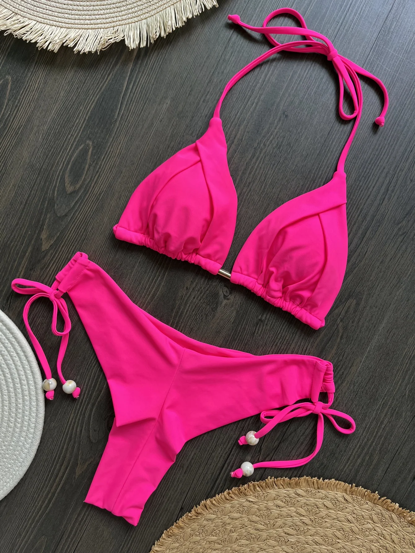 2025 nouveau Triangle Sexy maillot de bain pour femmes Bikinis brésiliens licou maillots de bain Push Up maillot de bain chaîne en métal plage Bikini ensemble