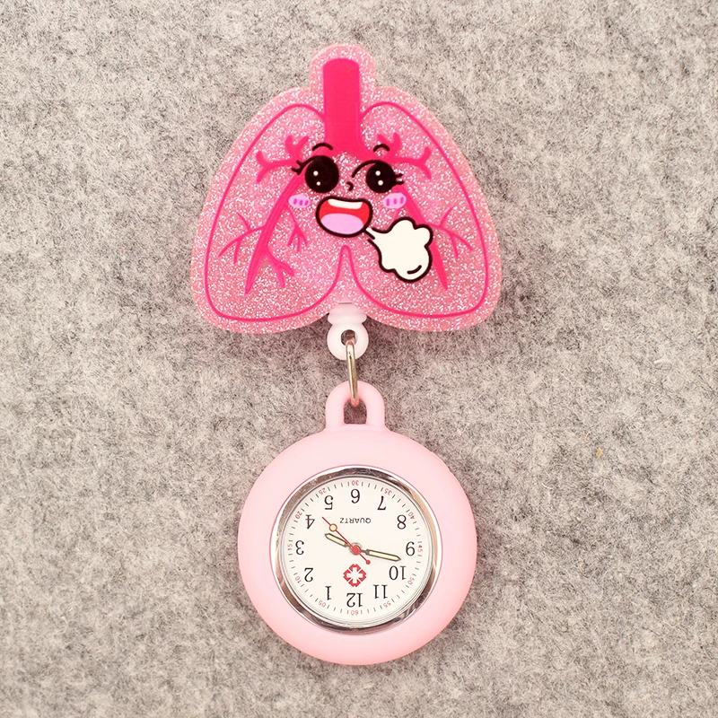 Orologio da tasca stile polmonare a forma di cuore cartone animato retrattile e con clip per uomini e donne da dottore e infermiere