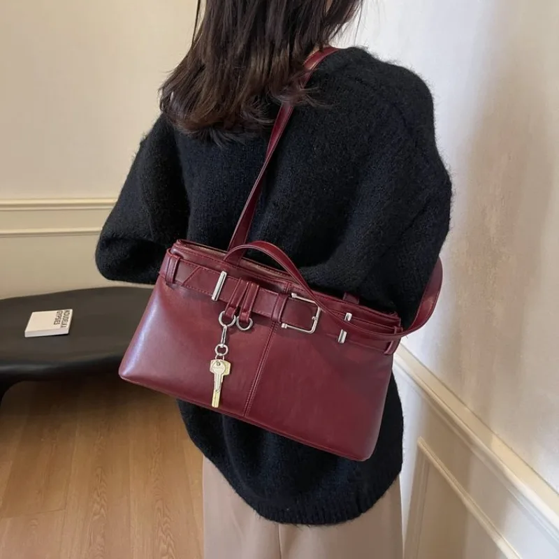 Bolsos de hombro informales con compartimento Interior sólido, bolsos de hombro de gran capacidad, gran oferta, bolsos para mujer con cremallera, bolsos de Pu para mujer