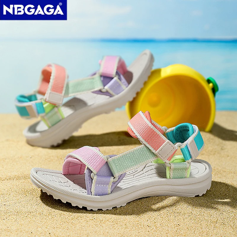 Sandálias esportivas respiráveis para meninas, verão, antiderrapante, sola macia, sapatos de praia ao ar livre, sandálias casuais para despertar, tamanho 30-38