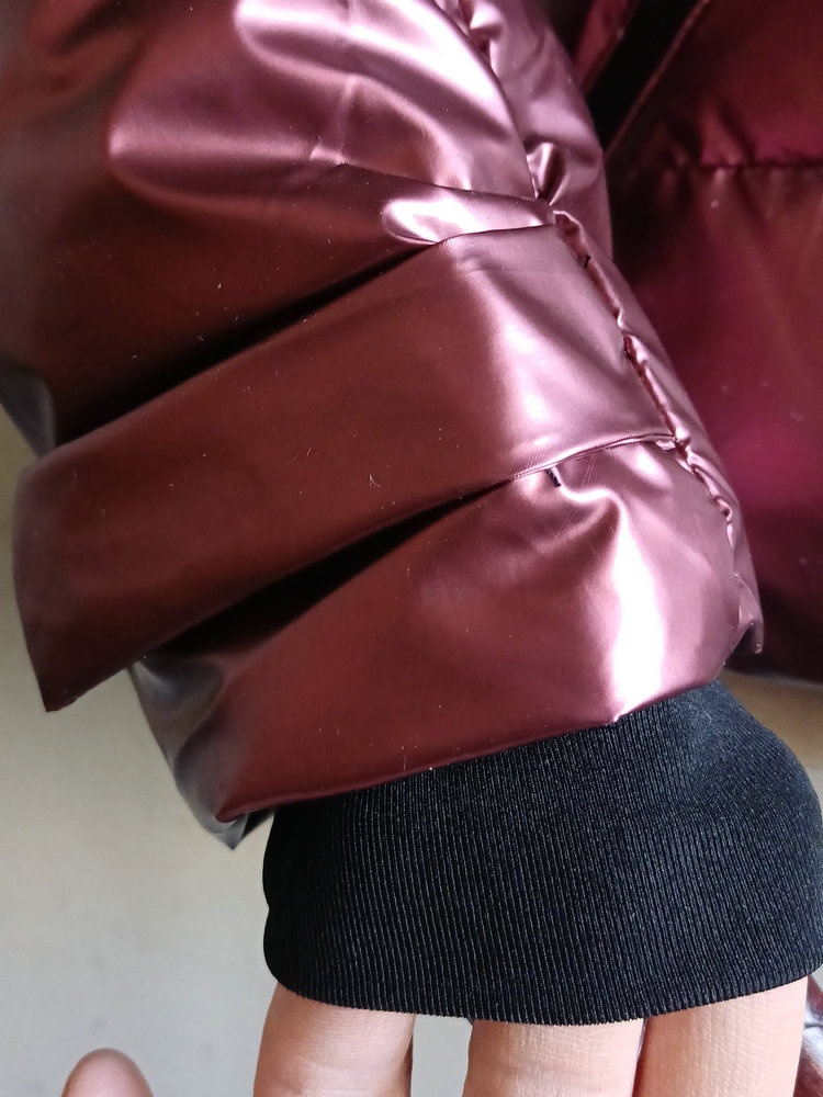 2025แฟชั่นผู้หญิงฤดูหนาวHooded HighเอวเบาะCoatsกับเข็มขัดLady Elegant Thicken Warmกระเป๋าWindproofแจ็คเก็ตสกี