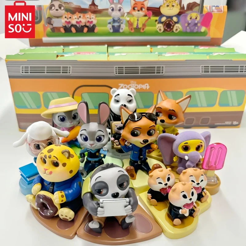 Caja ciega auténtica de la serie Disney Zootopia, adorno de moda hecho a mano, figura de Anime bonita, juguetes de decoración, regalo