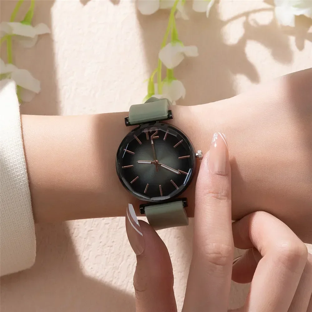 Reloj deportivo de cuarzo con esfera negra Simple para mujer, pulsera informal con correa de silicona verde, gran oferta, 2023