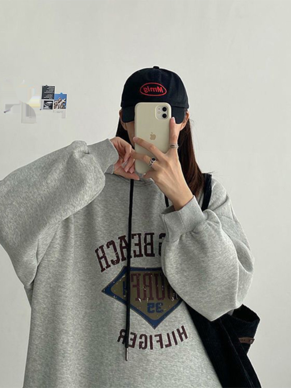 プラスサイズの女性のフリース裏地パーカードレス隠し肉レタリング緩い怠惰なスタイル秋冬長袖ミッドレングス A ラインドレス