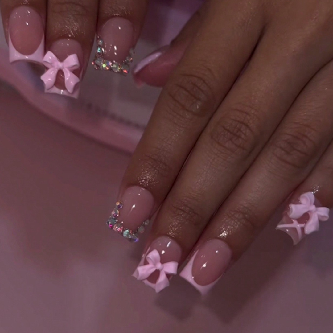 24 Uds uñas postizas de estilo francés rosa diseños de lazo 3D prensa cuadrada corta en uñas dulce moda coreana uñas postizas para mujeres y niñas