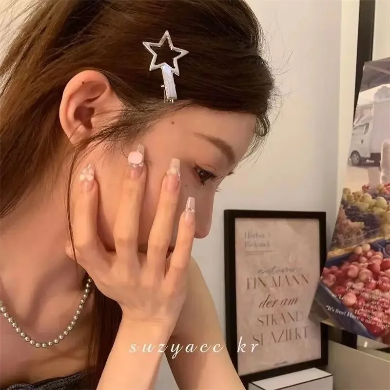 24 pz/set Y2K Fermagli per capelli in metallo argento per donne e ragazze Accessori per capelli stella Stili multipli Forcine a becco d'anatra senza soluzione di continuità