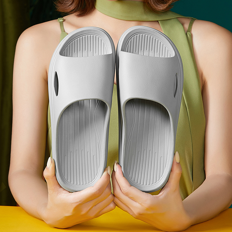 Hausschuhe für den Sommer, für den Innenbereich, rutschfest, für den Haushalt, leicht, Paar, Badezimmer, Dusche, weiche Sohlen, Damen-Sandalen und Hausschuhe