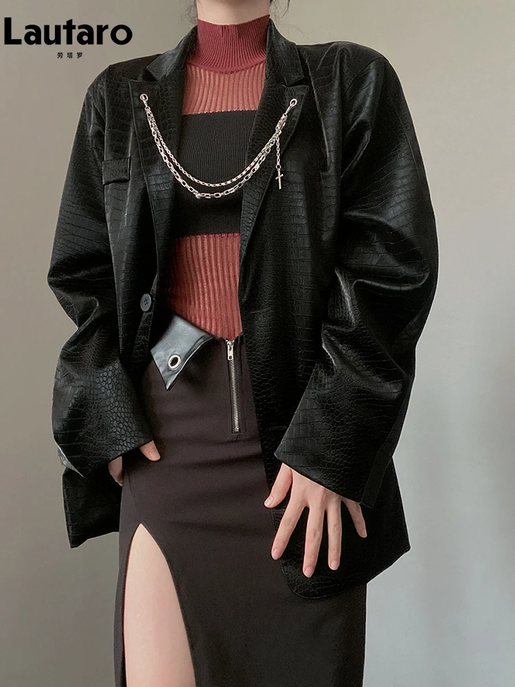 Lautaro Frühling Herbst cool glänzend reflektierende Krokodil druck pu Leder Blazer Jacke Frauen Schulter polster Langarm kette 2024