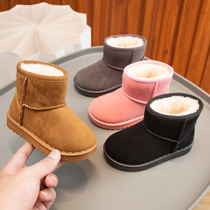 Crianças botas de neve estilo conciso de pelúcia grosso inverno crianças bota curta cor sólida deslizamento-on unisex clássico meninos meninas sapatos 23-36