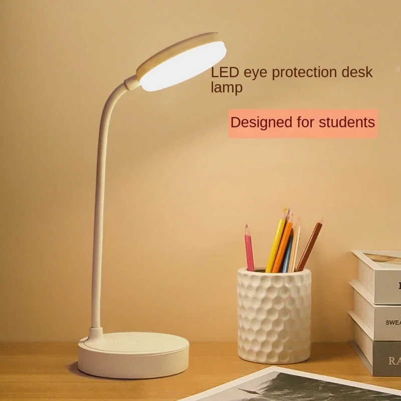 Set di un pezzo di lampada da tavolo per la protezione degli occhi per l'apprendimento a LED lampada da notte lampada da tavolo per studenti