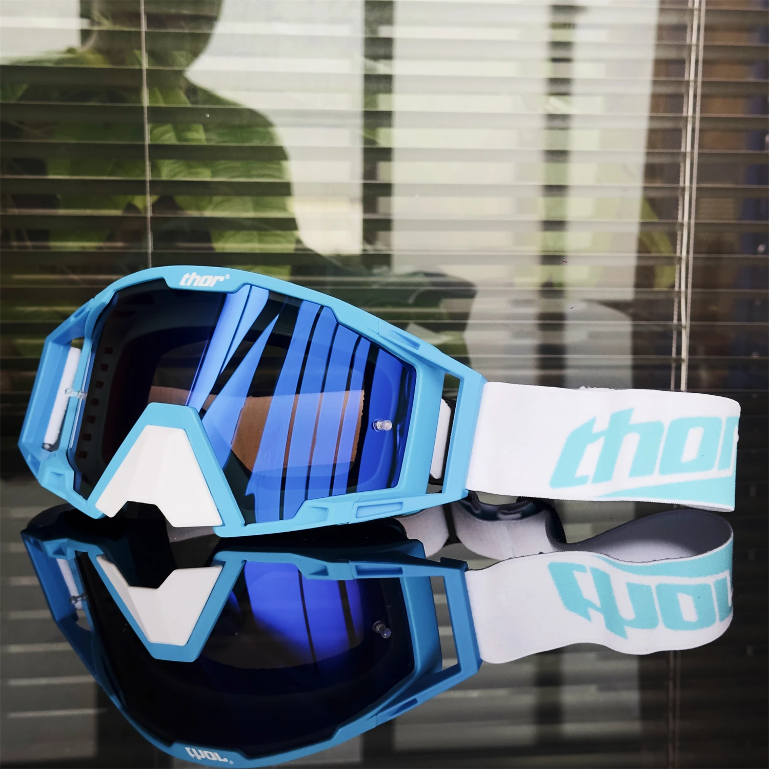 モトクロスメガネオートバイ ATV MTB クロスカントリー乗馬スポーツ MX ゴーグルオートバイヘルメット UV400 自転車ゴーグル