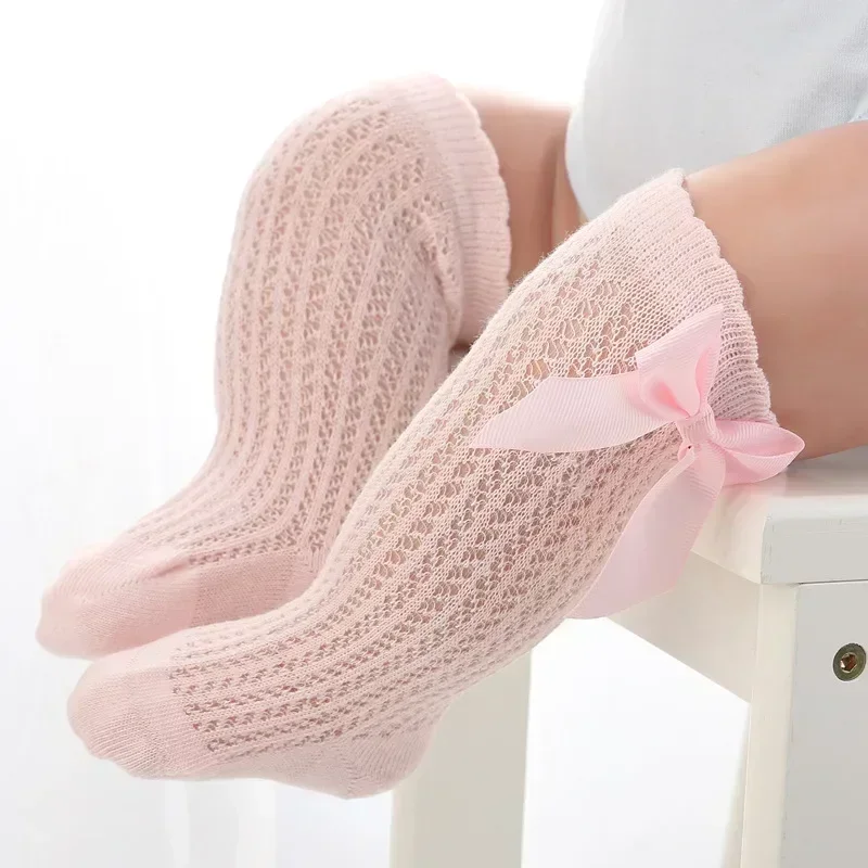 Calcetines hasta la rodilla para bebé de 0 a 24 meses, calcetines largos de algodón con lazo para niño pequeño, calcetines largos de princesa para bebé recién nacido, novedad de 2025