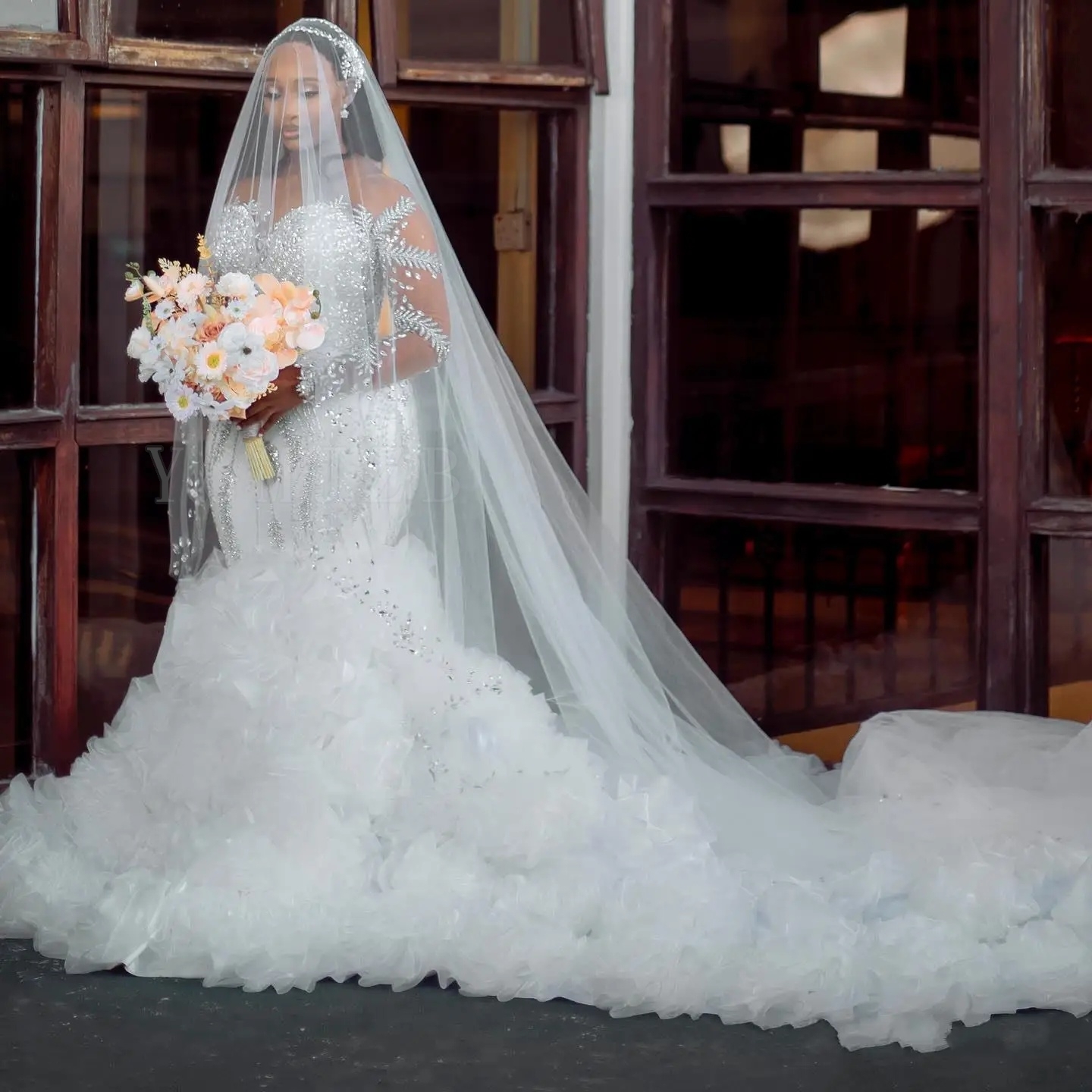 African Wedding Dress 2025 Luxury Mermaid Crystal Beaded Illusion Sleeve Ruffles Train High Quality Bridal Gown Customized