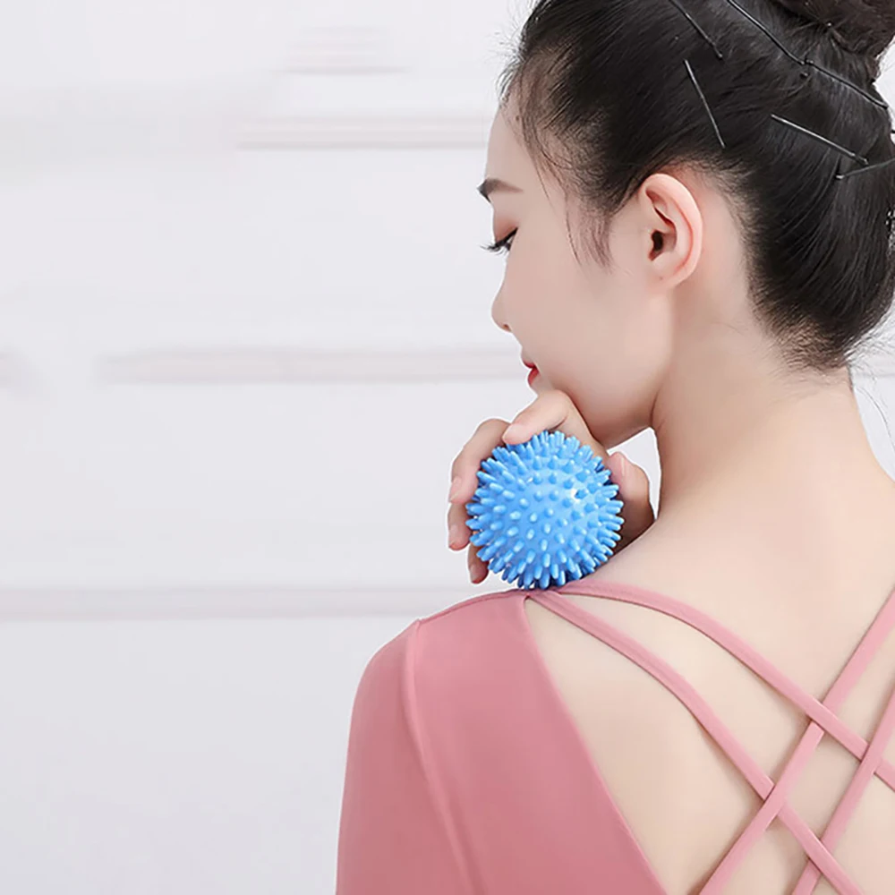 หลายสีนวดนวด Spiky เนื้อเยื่อลึก Trigger Point กล้ามเนื้อบรรเทาอาการปวดทนทาน Hedgehog Fascia Ball