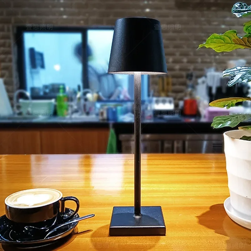 Lámpara de mesa inalámbrica recargable por Usb para Hotel, Interruptor táctil para dormitorio impermeable con lámpara de mesa, Hotel, sala de estar y restaurante