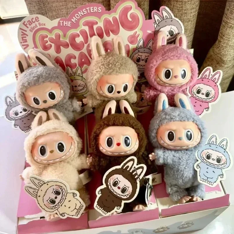 Popmart labubu os monstros lisa tema coração macarrr base de vinil série decorações de brinquedo da moda presentes de aniversário