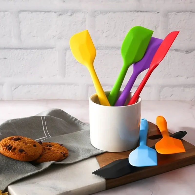 Silicone scraper independent packaging small baking tool food grade cream soft scraper