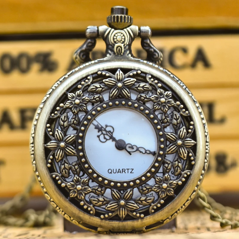 Vintage Bronze Clamshell Halskette Quarz Taschenuhr Modeschmuck Geschenk für männliche und weibliche Studenten