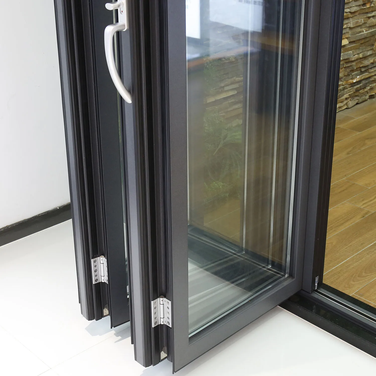 Porta a soffietto tipo fisarmonica per esterni porte a soffietto pieghevoli Multi-bloccaggio per esterni porte in alluminio pieghevoli verticali per esterni