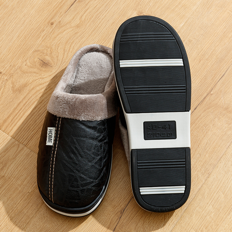 Pantoufles en cuir PU imperméables pour hommes, grande taille, intérieur, maison, chaussures en coton, fourrure, plat, chambre à coucher, hiver