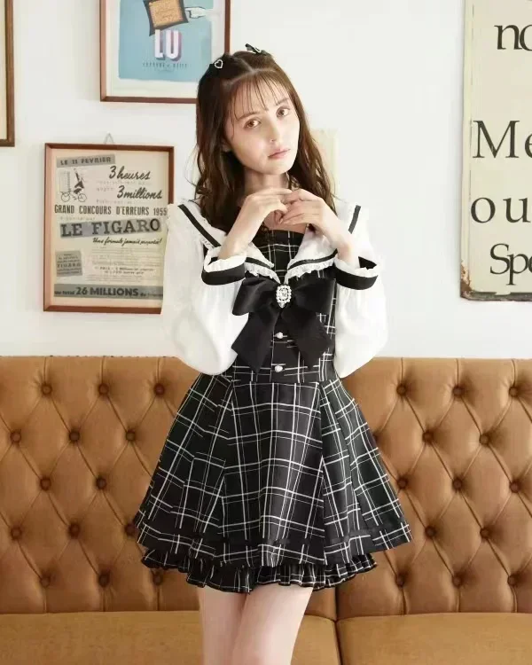 Primavera Verano dulce vestido con lazo de Lolita pantalones cortos traje conjunto de dos piezas Rojita japonés cuello de marinero adelgazante Vestido corto para mujer