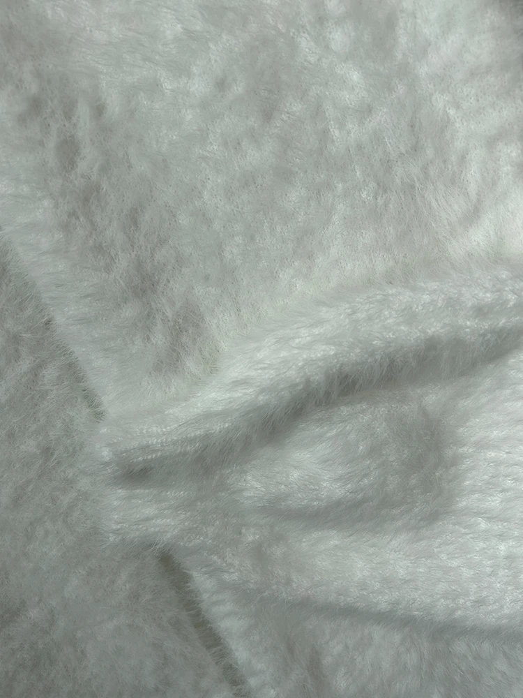 Suéter de mujer Cárdigan esponjoso blanco para mujer Prendas de punto de manga larga Ropa de invierno Punto de terciopelo de visón de imitación