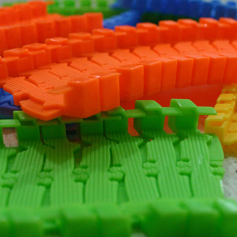 Diy montar conjunto de corrida universal pista carro flexível educacional ferroviário carro quebra-cabeça brinquedo para crianças