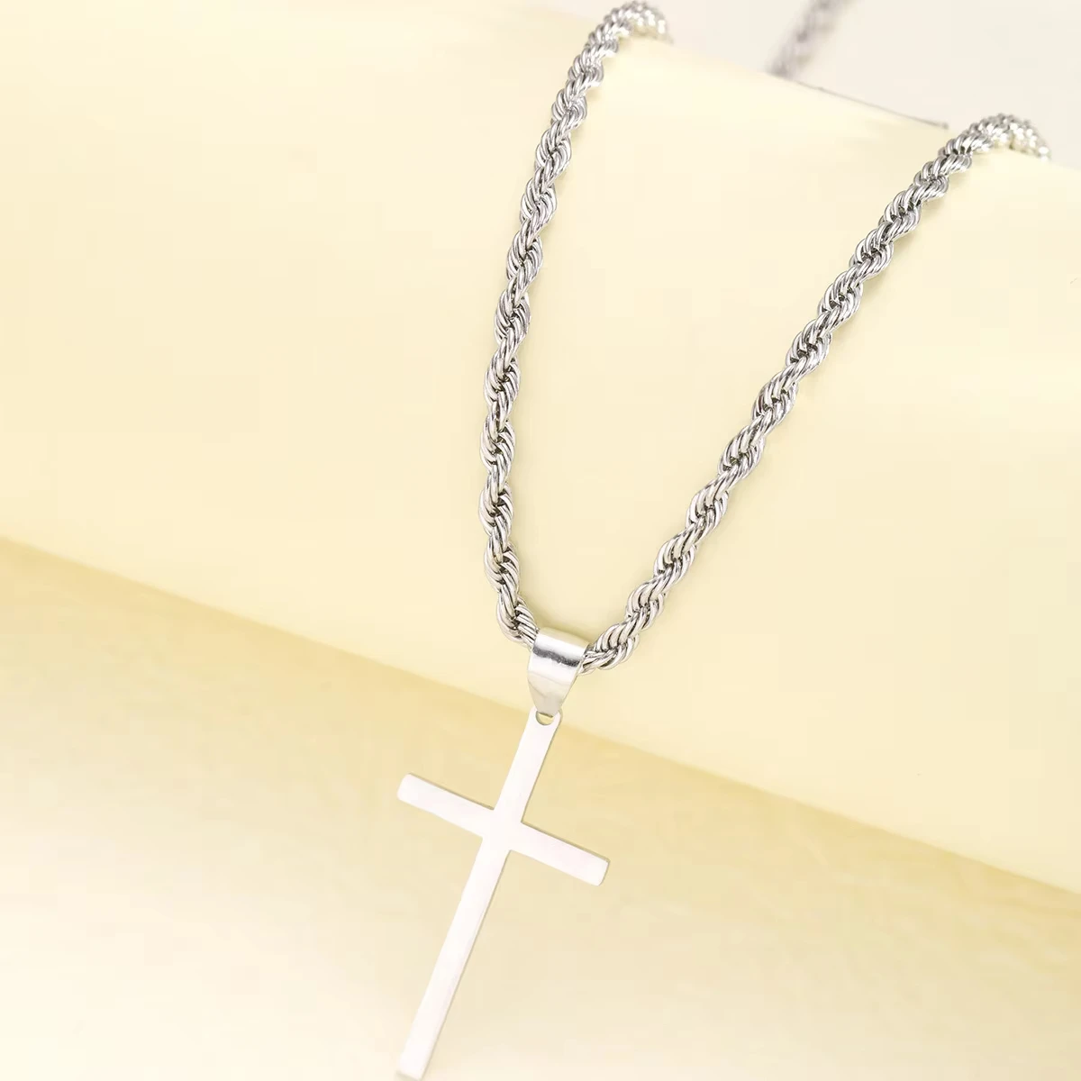 Nuova collana con ciondolo croce da uomo e da donna, gioielli in oro minimalista, collana da uomo e da donna