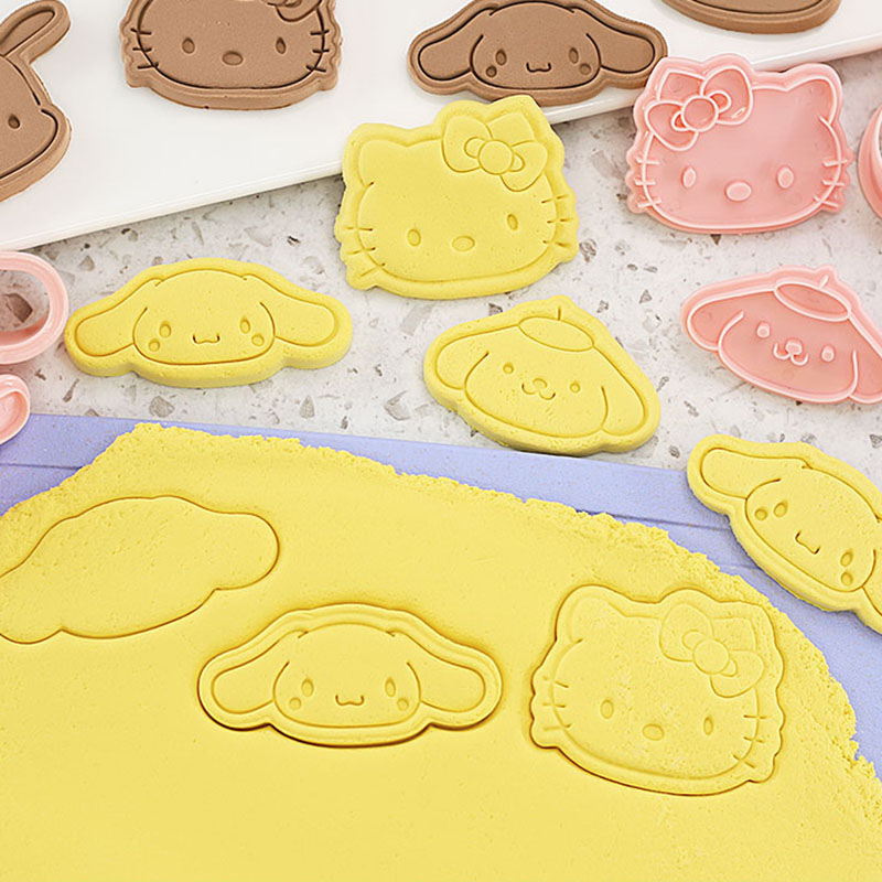 Juego de cortadores de galletas de dibujos animados de Hello Kitty Sanrio figura bonita Kuromi Cinnamoroll molde de postre de modelado herramientas de suministros de cocina