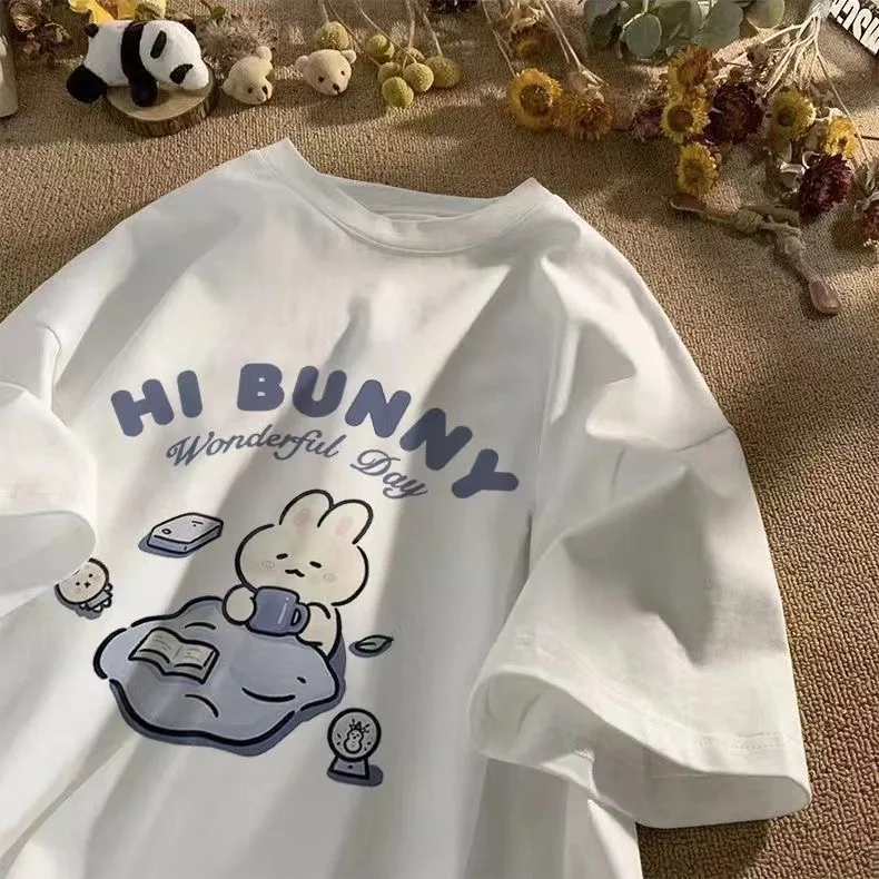 アメリカンレトロオーバーサイズ半袖Tシャツ女性用と日本のカレッジスタイル2024新入生爆発ストリートトップ