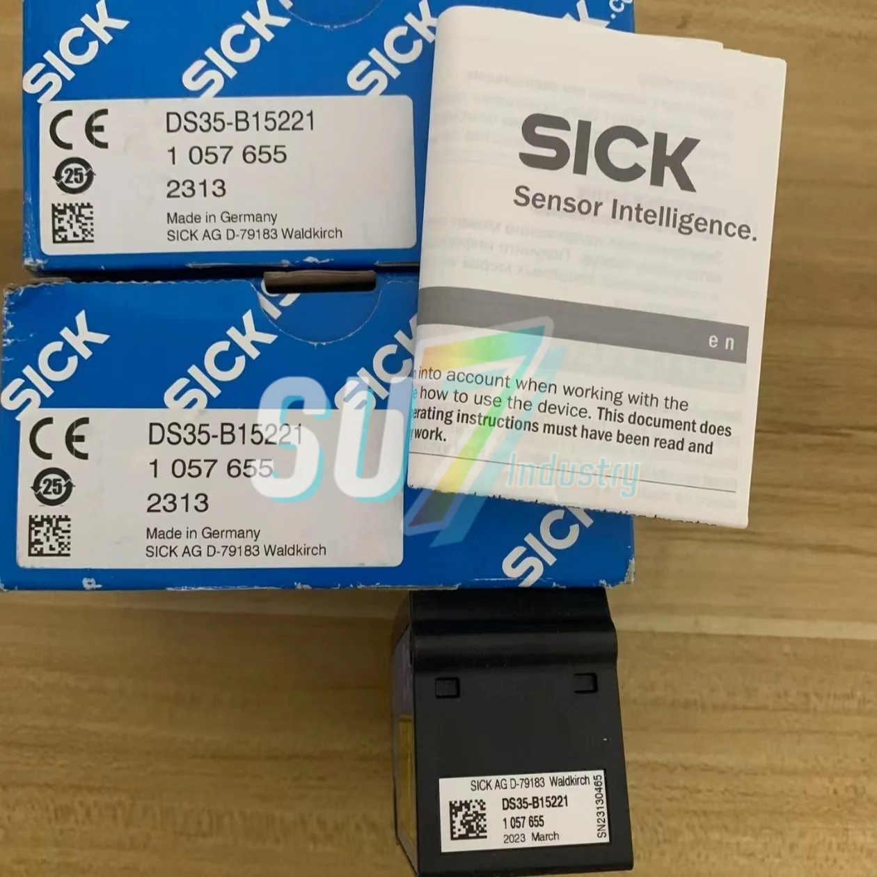 DS35-B15221 1057655    New In warehouse   Distance Sensor