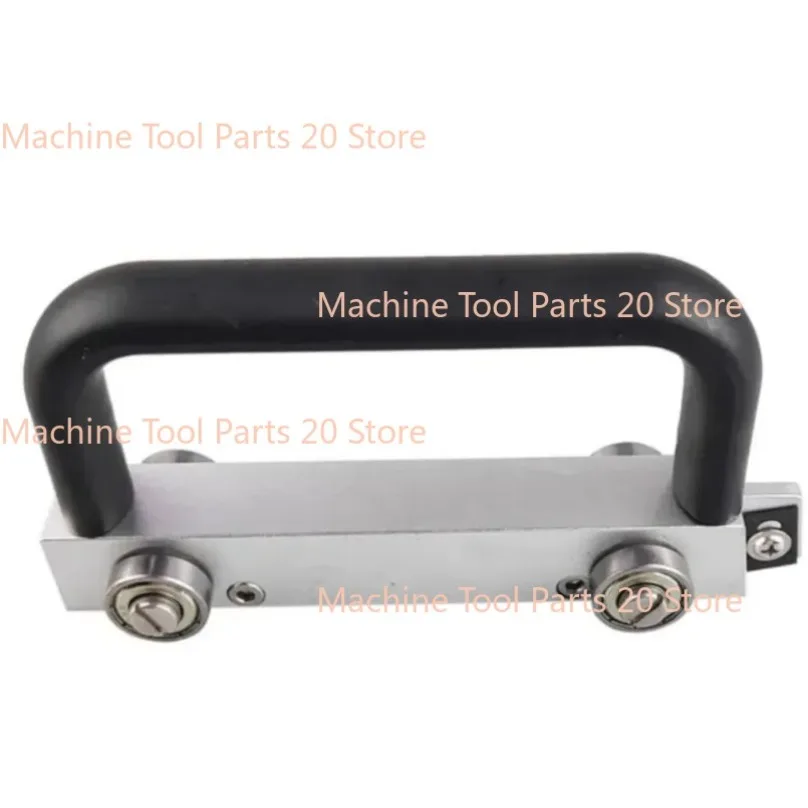Rotolo di plastica in PVC Taglierina per scanalature per pavimenti sportivi Ruota con scanalatura manuale Coltello per scanalatura per pavimenti in vinile Strumenti di costruzione Nuovo