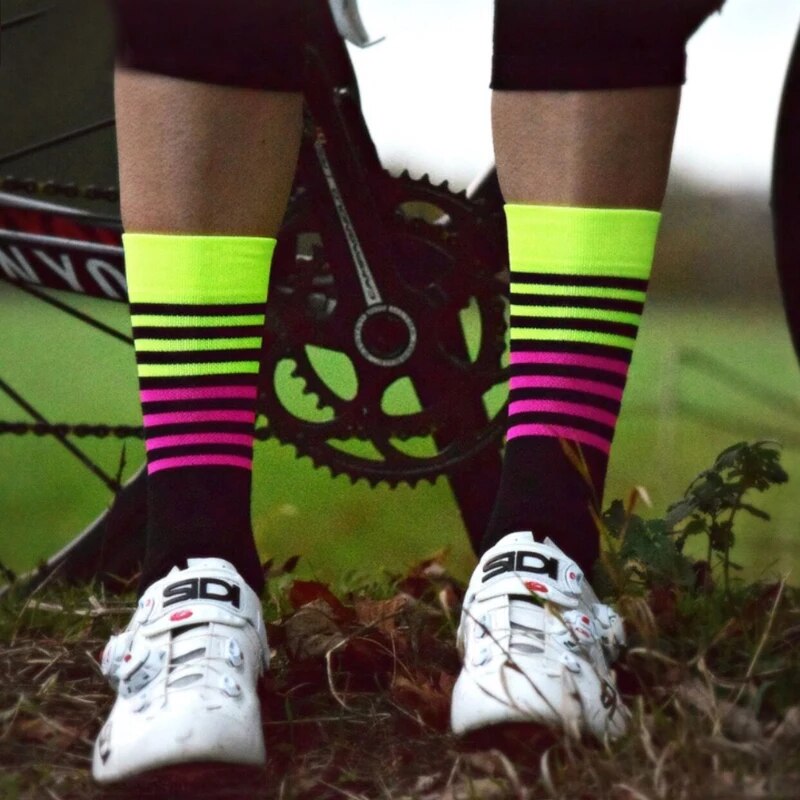 Sport Laufen Basketball Bergsteigen Rad socken atmungsaktive Schweiß absorption schnell trocken fluor zierende Farbe Männer und Frauen
