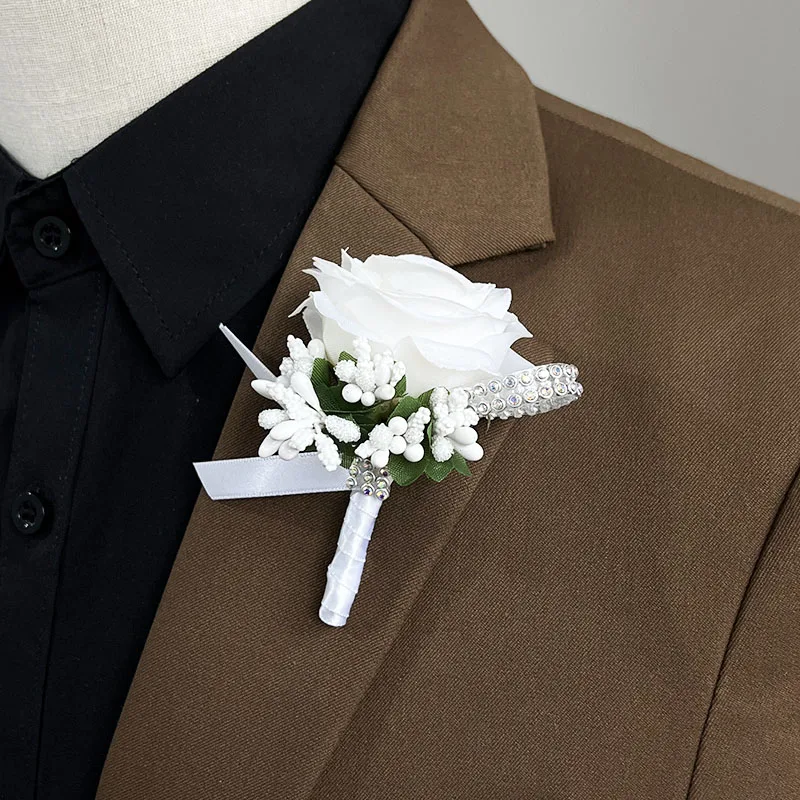 Rose di seta bianche Fiore all'occhiello per bambini Accessori da sposa Braccialetti per corpetto da polso Fiori artificiali per damigelle d'onore Occhiello