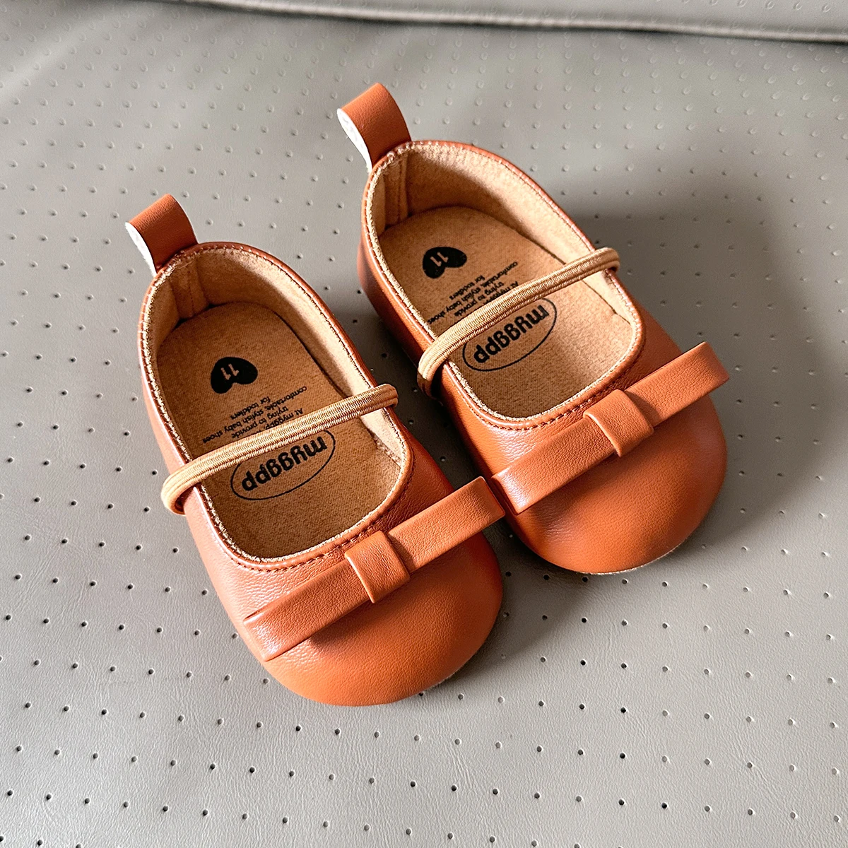 รองเท้าเด็กใหม่รองเท้าหนังเด็กทารกเด็กผู้หญิงรองเท้ายาง Sole Anti-SLIP Multicolor เด็กวัยหัดเดิน First Walkers ทารกแรกเกิดเปลรองเท้าเด็กวัยหัดเดิน