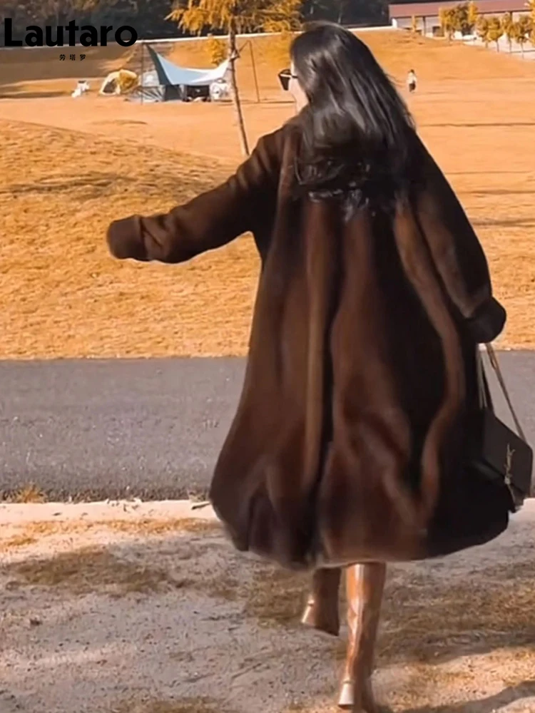 Lautaro hiver longue surdimensionné chaud épais moelleux marron jupe douce fausse fourrure de vison manteau femmes élégant luxe fourrure pardessus 2024