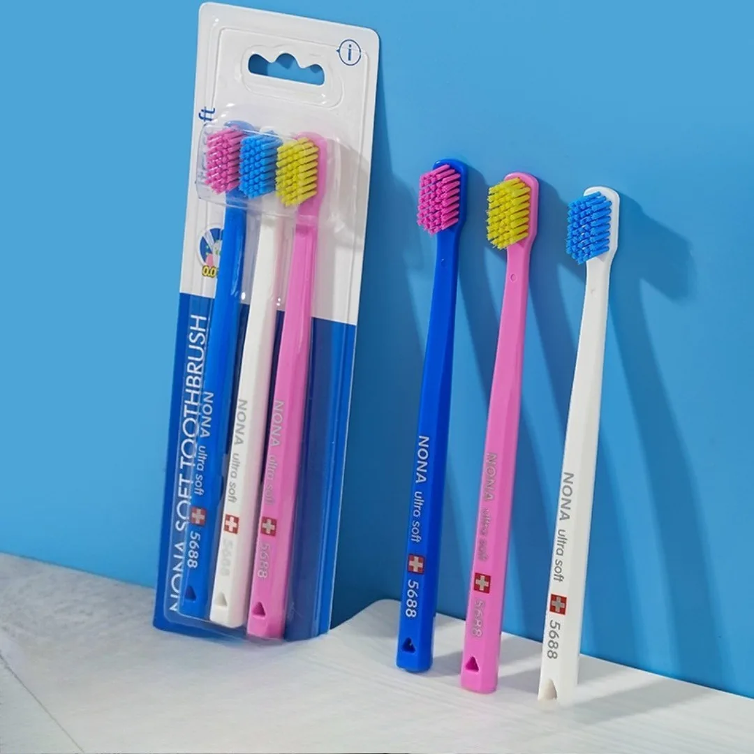 1 set Soft Toothbrush Three Colors Flossing Manual Full Head Teethbrush with Ultra Soft Cleaning for Adults