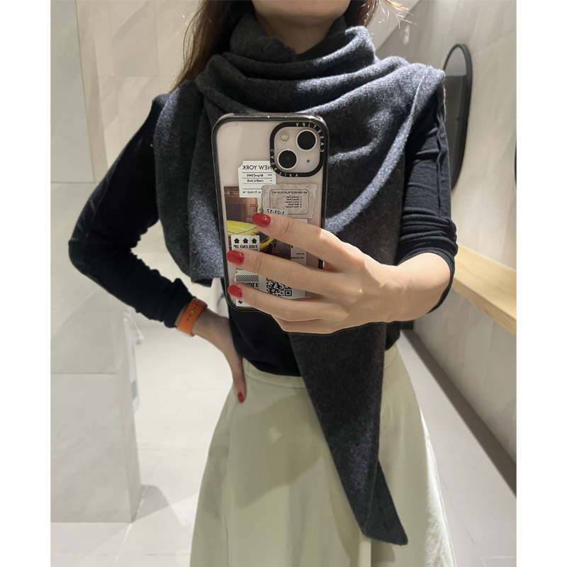 「Marca LUXURY」Artefacto de forma cóncava Corea del Sur 24 Otoño e Invierno Hebilla Carpeta Triangular Mantón tejido de lana Mujer