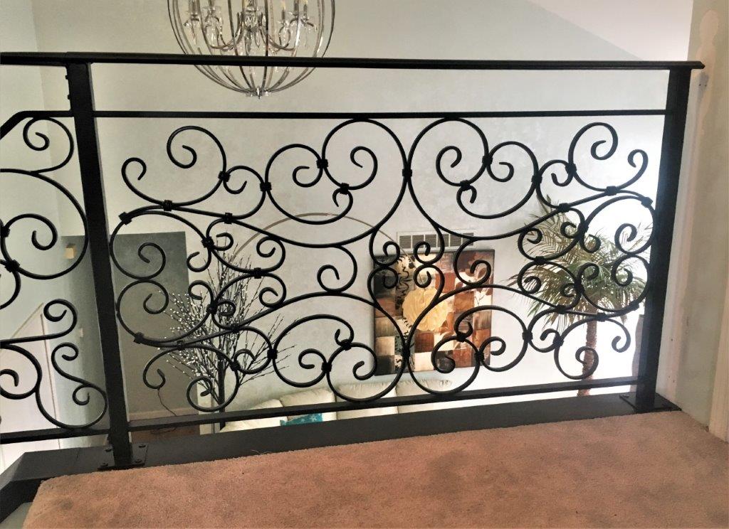 Decorative metal wrought iron fence railing balustrade