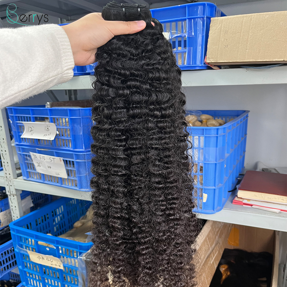 未処理のバームカーリー人間の髪の毛バンドル、バージンヘアエクステンション、パターン化された色、100% 、1個、3個、ロットあたり4個