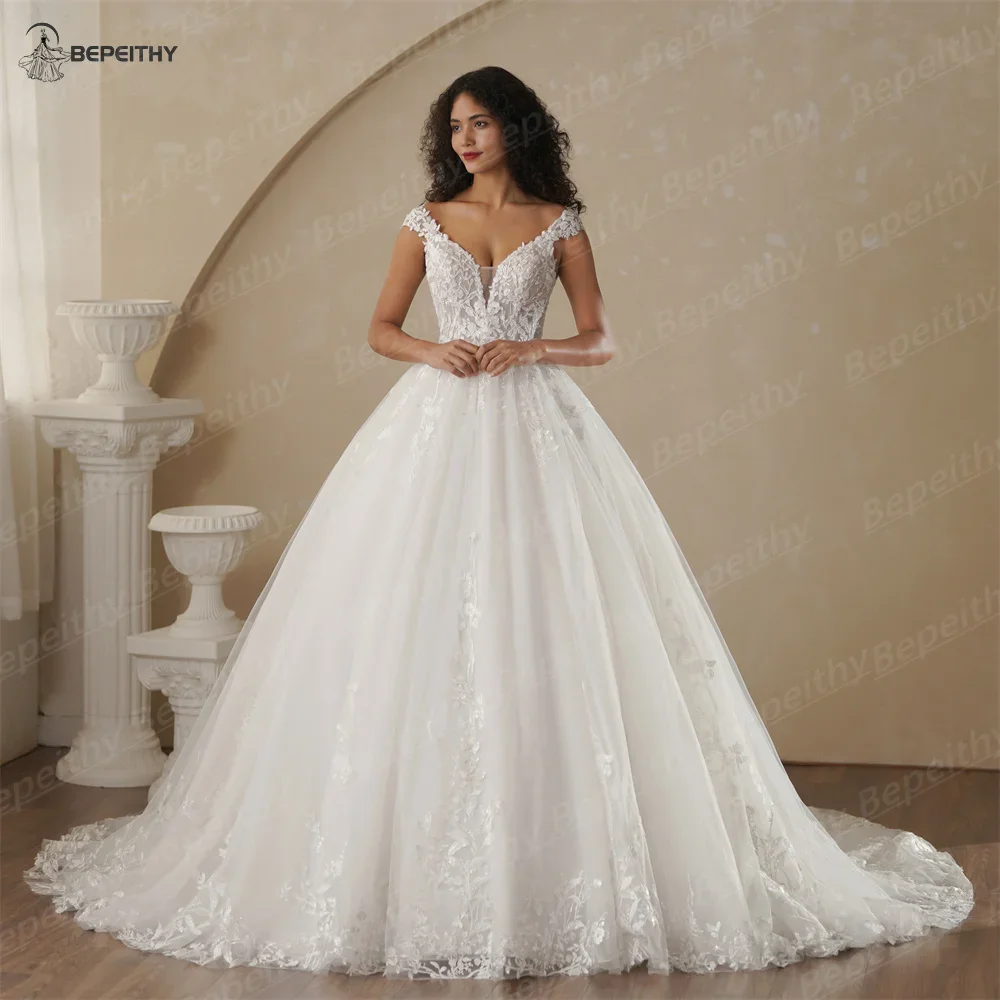 BEPEITHY personnalisé col en V manches courtes princesse robes De mariée pour les femmes 2025 printemps dentelle Boho robe De mariée robes De Novias