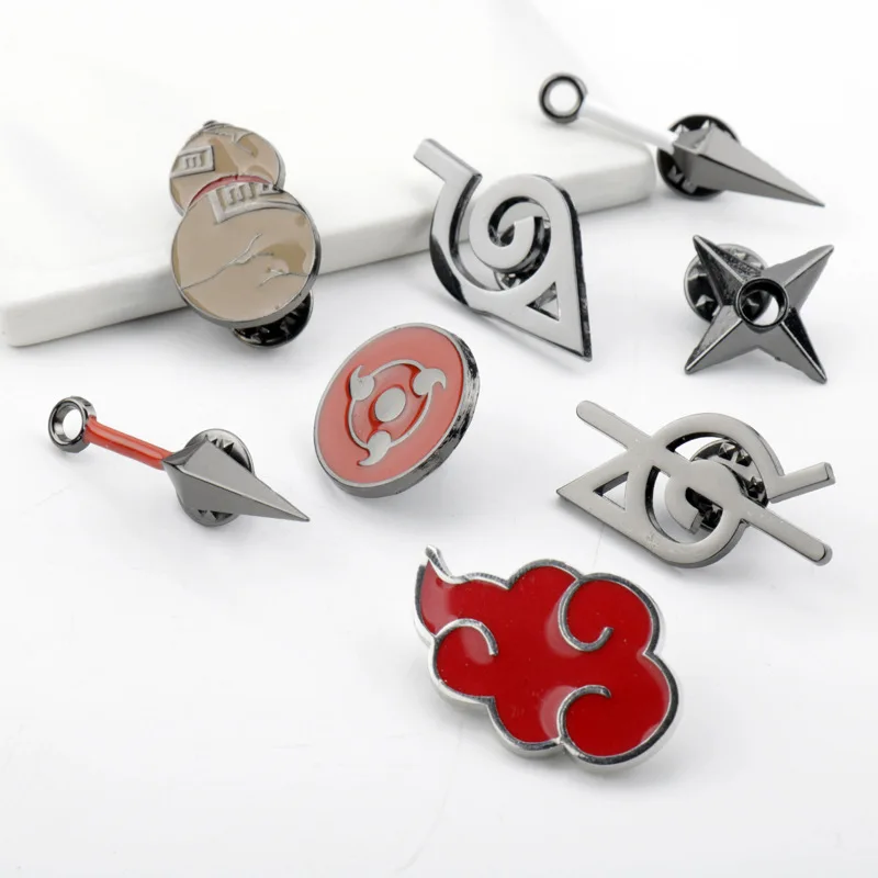 ZSQHET 8 Pz/set Anime Cartoon Spilla Spilla In Metallo Rosso Zaino Vestiti Spilla Gioielli Ventole Regalo Accessori Costume Cosplay