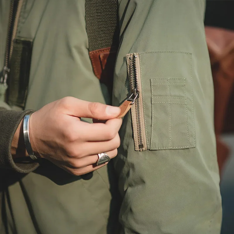 Maden Retro MA1 เสื้อแจ็คเก็ตหนา Splicing เบสบอลเที่ยวบินพร้อมกระเป๋าด้านในสําหรับชายฤดูหนาวผ้าฝ้ายเบาะ