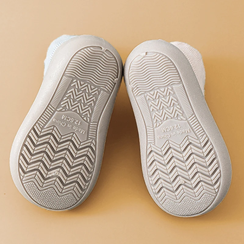 ถุงเท้าเด็กรองเท้าทารกน่ารักการ์ตูนเด็กรองเท้ายางนุ่ม Sole เด็กรองเท้าผ้าใบ Booties เด็กวัยหัดเดิน First Walker