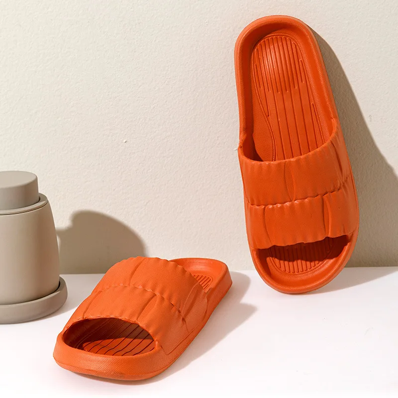 2024 ผู้ชายผู้หญิง Soft Sole Cloud รองเท้าแตะแพลตฟอร์มหนารองเท้าแตะชายหาดกลางแจ้งในร่มฤดูร้อน EVA Flip Flops ลื่น